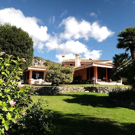 A Casa Di Angela B&B Carbonia Eksteriør bilde
